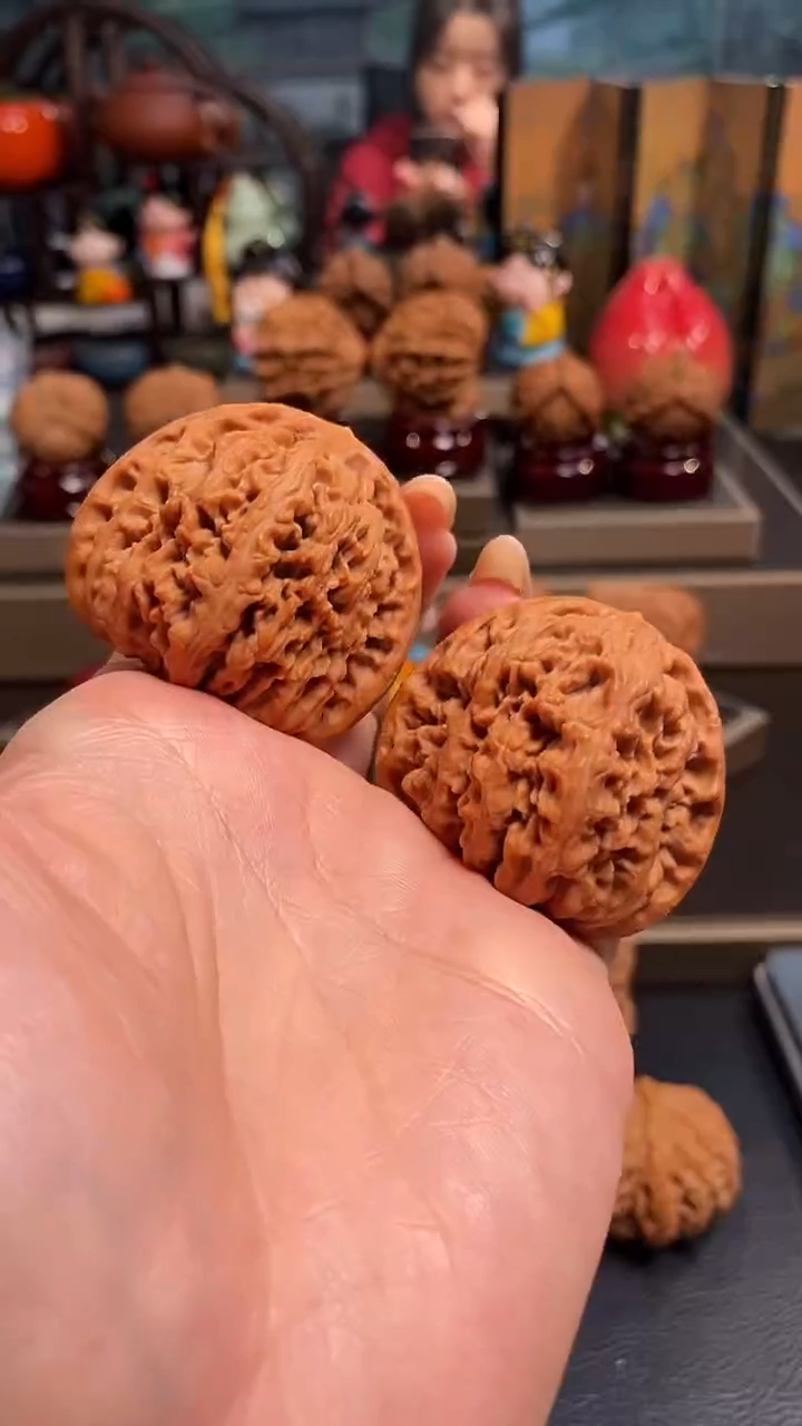 【闪购商品】文玩核桃把件H691南疆石44