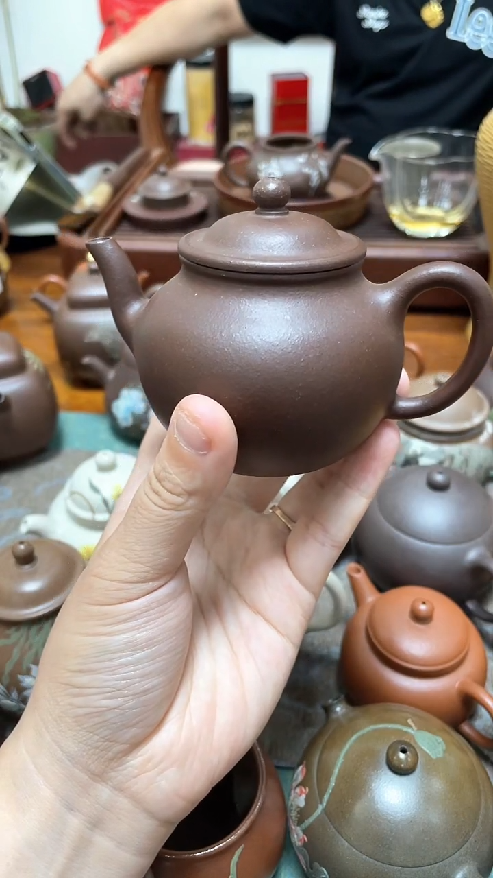 茶壶紫砂紫泥光素壶