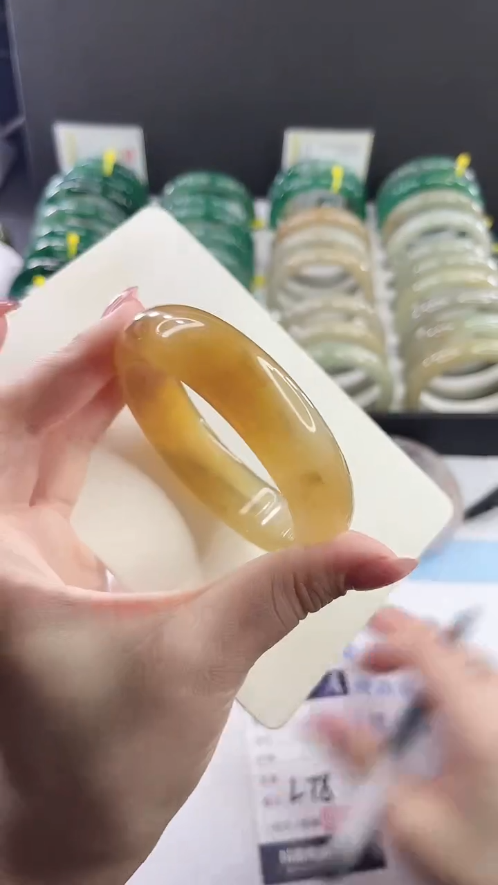 未镶嵌手镯石英质玉多样性发货L78