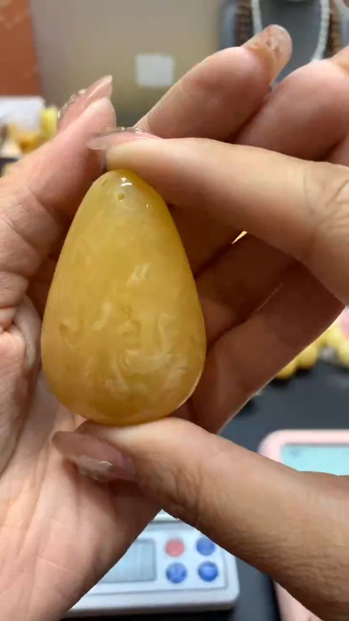 【闪购商品】未镶嵌琥珀珠宝奇石321