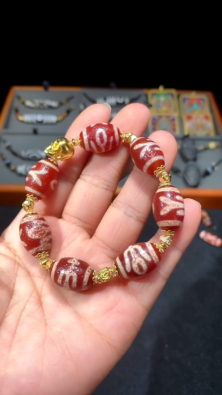 【闪购商品】玛瑙/玉髓手串未镶嵌贵人多宝