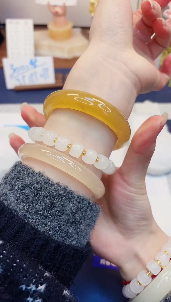 【闪购商品】石英质玉手镯未镶嵌193-财气镯-圈口57