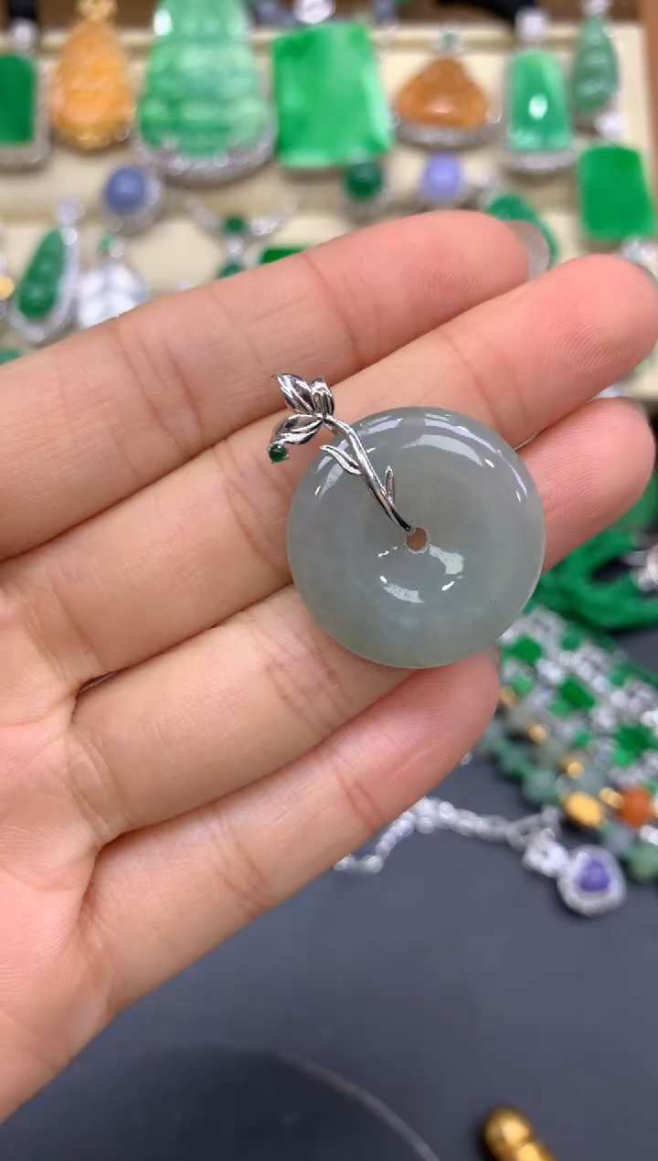 【闪购商品】翡翠颈饰18K金镶嵌526-中国好珍宝