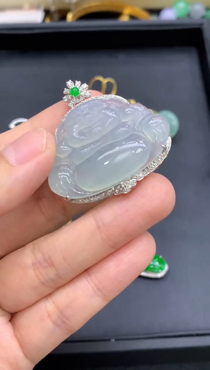 颈饰18K金镶嵌翡翠626-中国好珍宝