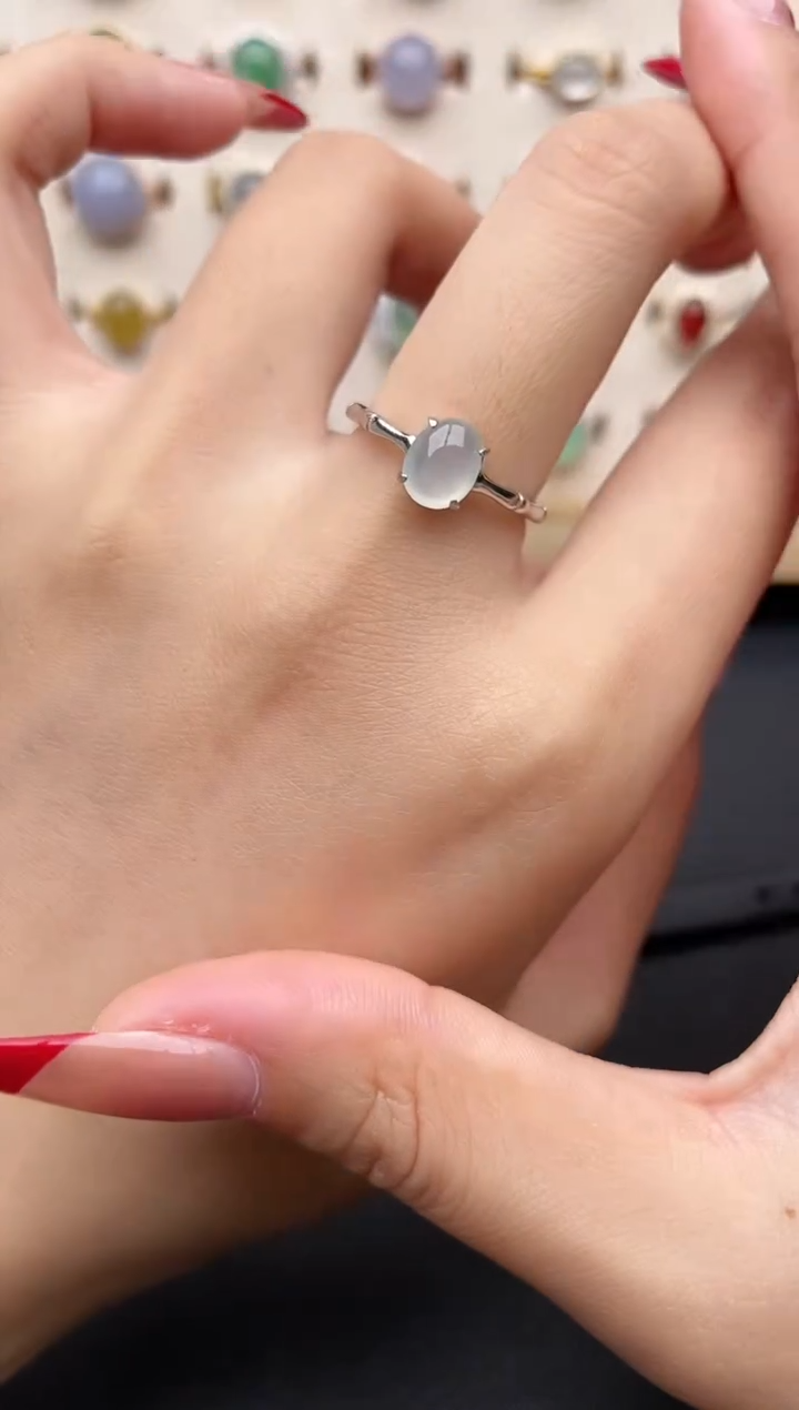 【闪购商品】翡翠戒指银S925镶嵌一物一证一礼盒