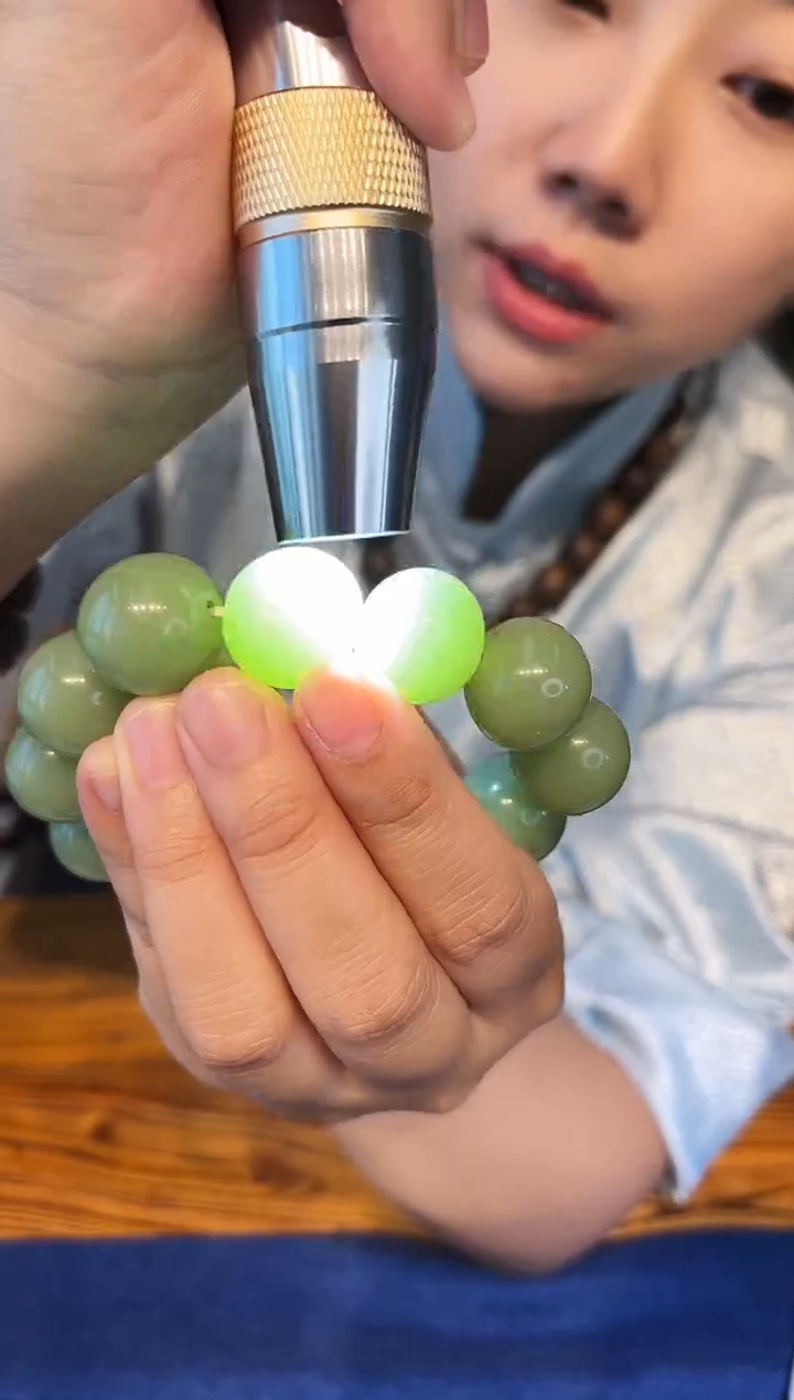 手链未镶嵌和田玉 帝王专属活动福利和田玉