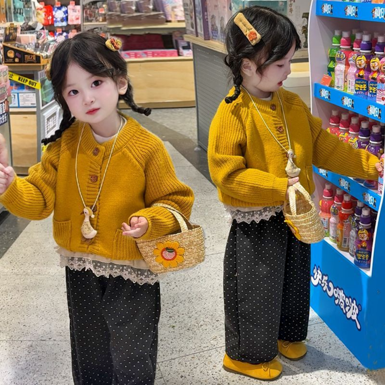 女童毛衣套装秋款洋气时髦儿童秋装女宝宝针织开衫韩范裤子三件套