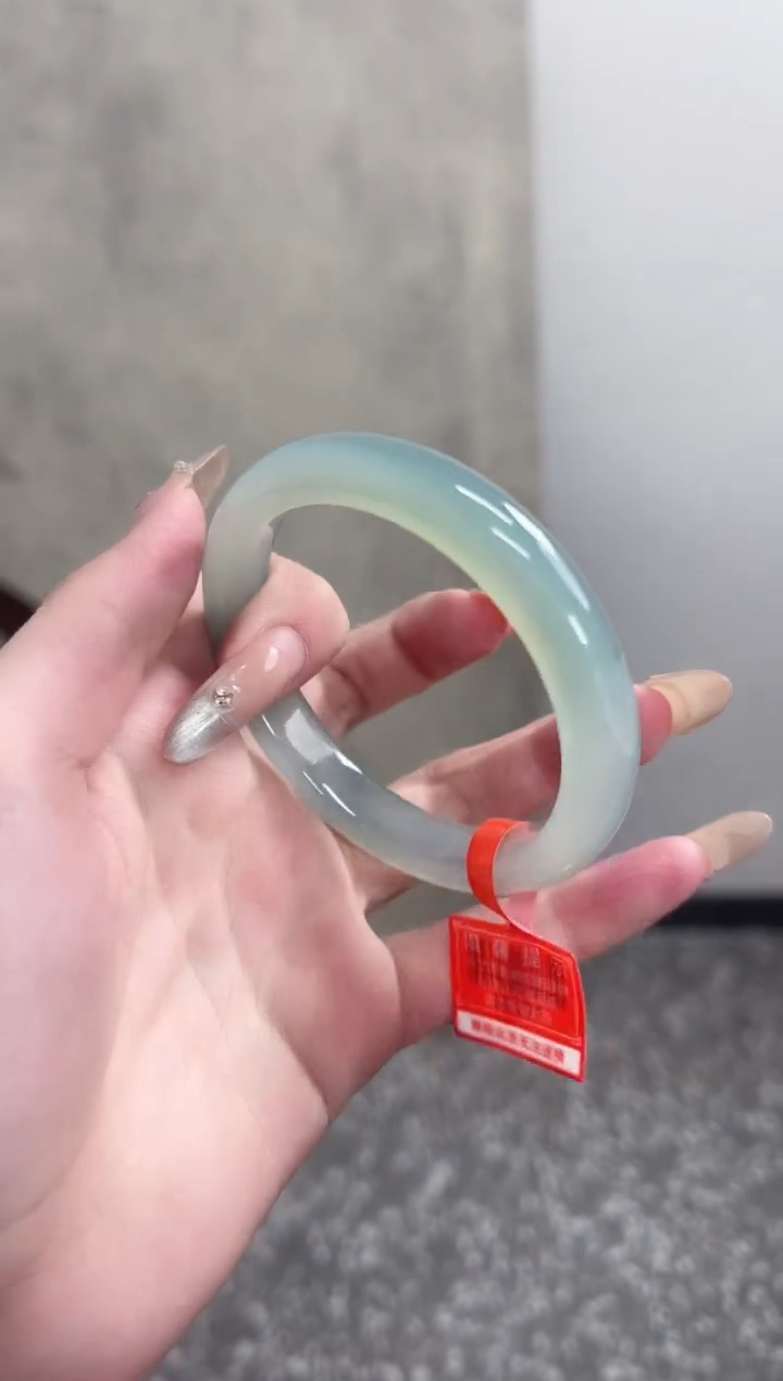 【闪购商品】玛瑙/玉髓手镯未镶嵌55-56圈需要包容