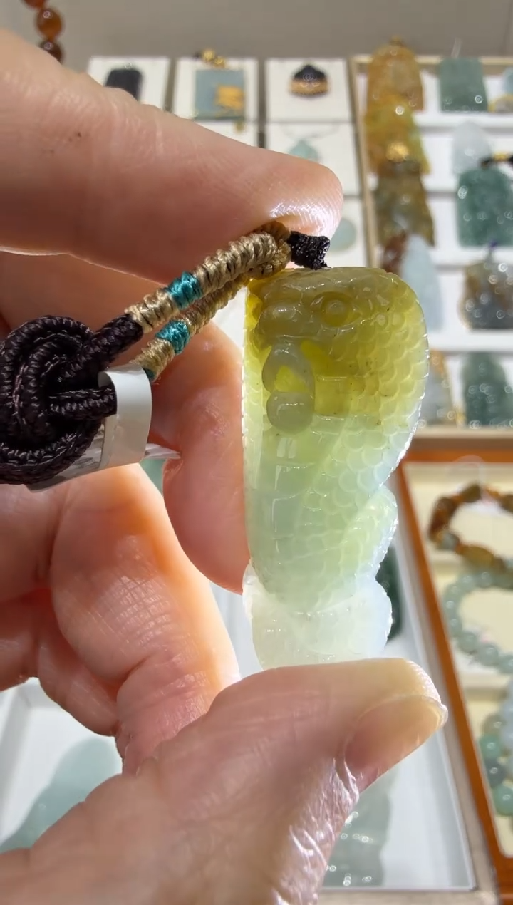 未镶嵌挂件翡翠A货翡翠多样性孤品