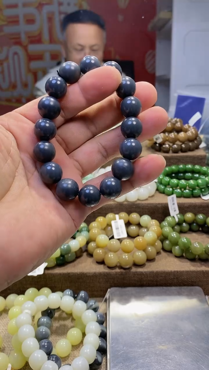 【闪购商品】和田玉手串未镶嵌。