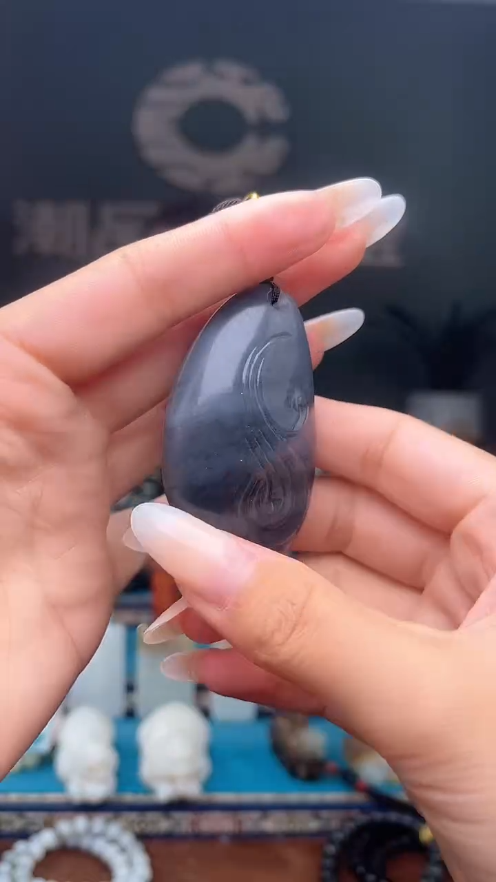 未镶嵌和田玉挂件1