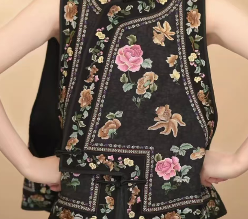 【水墨】新中式复古刺绣圆领汉服马甲复古感2025C7014—垚垚玫瑰仓