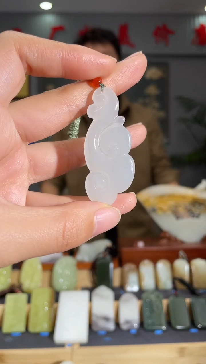 【闪购商品】和田玉颈饰未镶嵌拍一发一 多样性发货