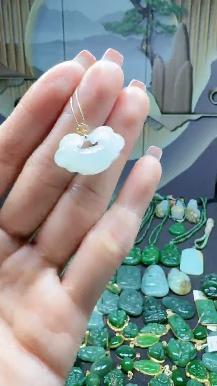 【闪购商品】和田玉吊坠(不含链)18K金镶嵌1