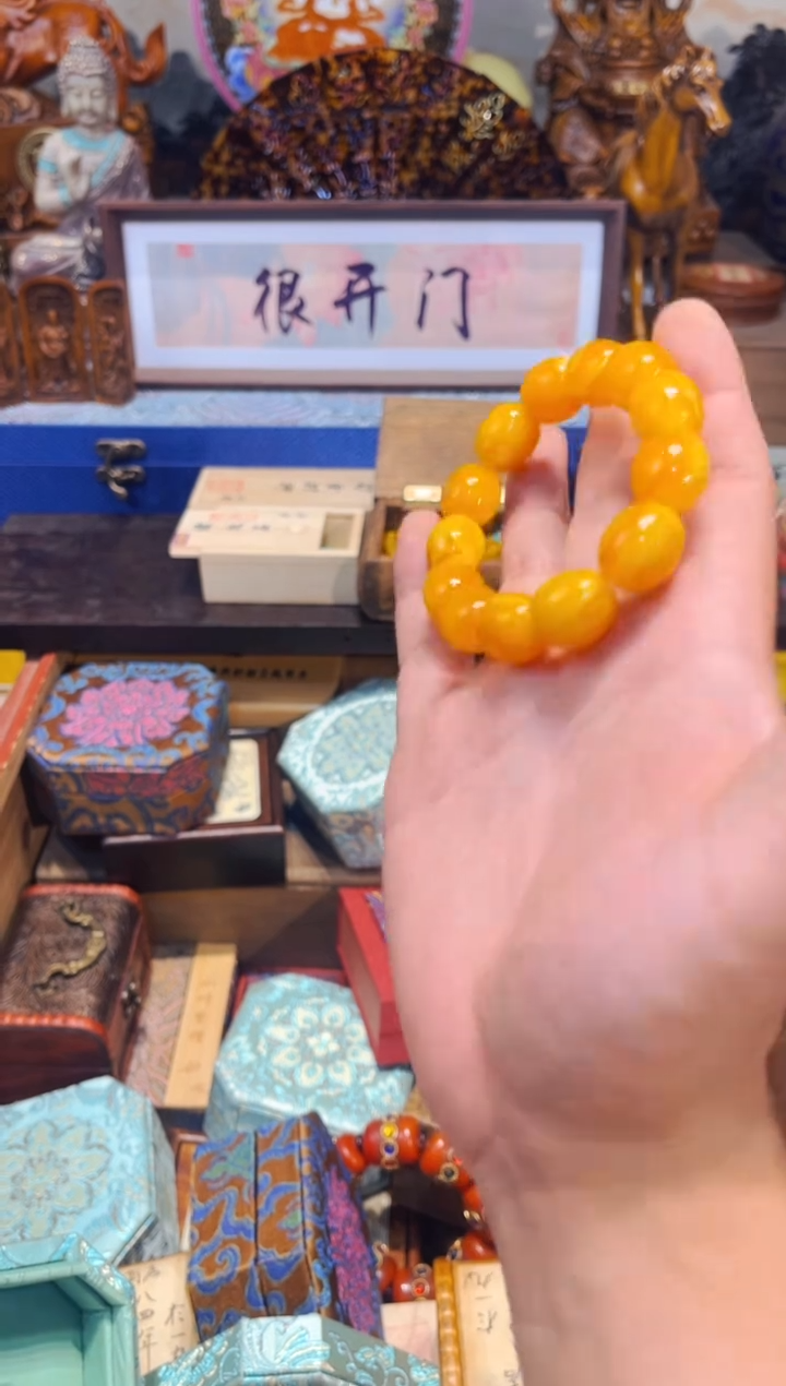 未镶嵌蜜蜡裸石B老七专属高端精品70