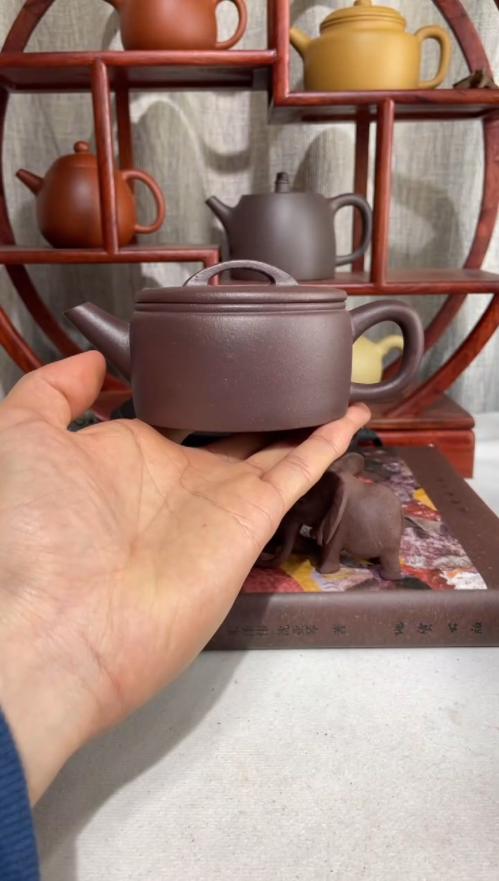【闪购商品】紫砂茶壶微瑕大水潭黑紫泥汉瓦170cc