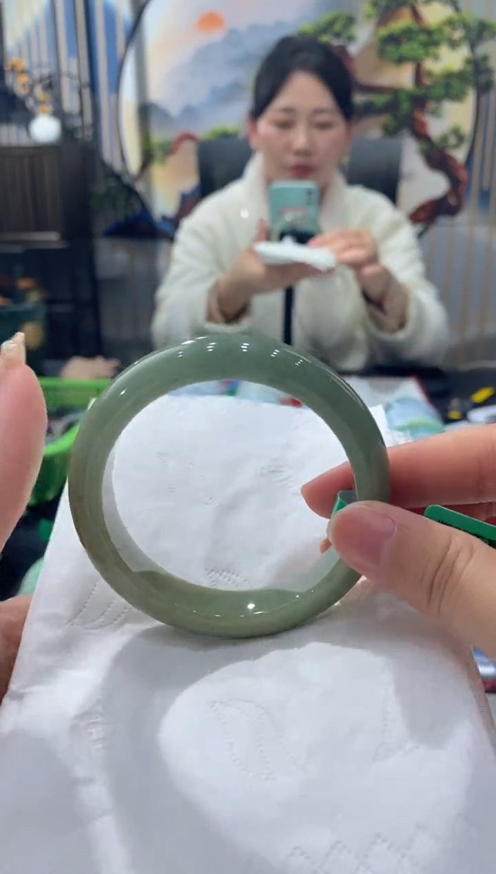 【闪购商品】翡翠手镯未镶嵌00003973