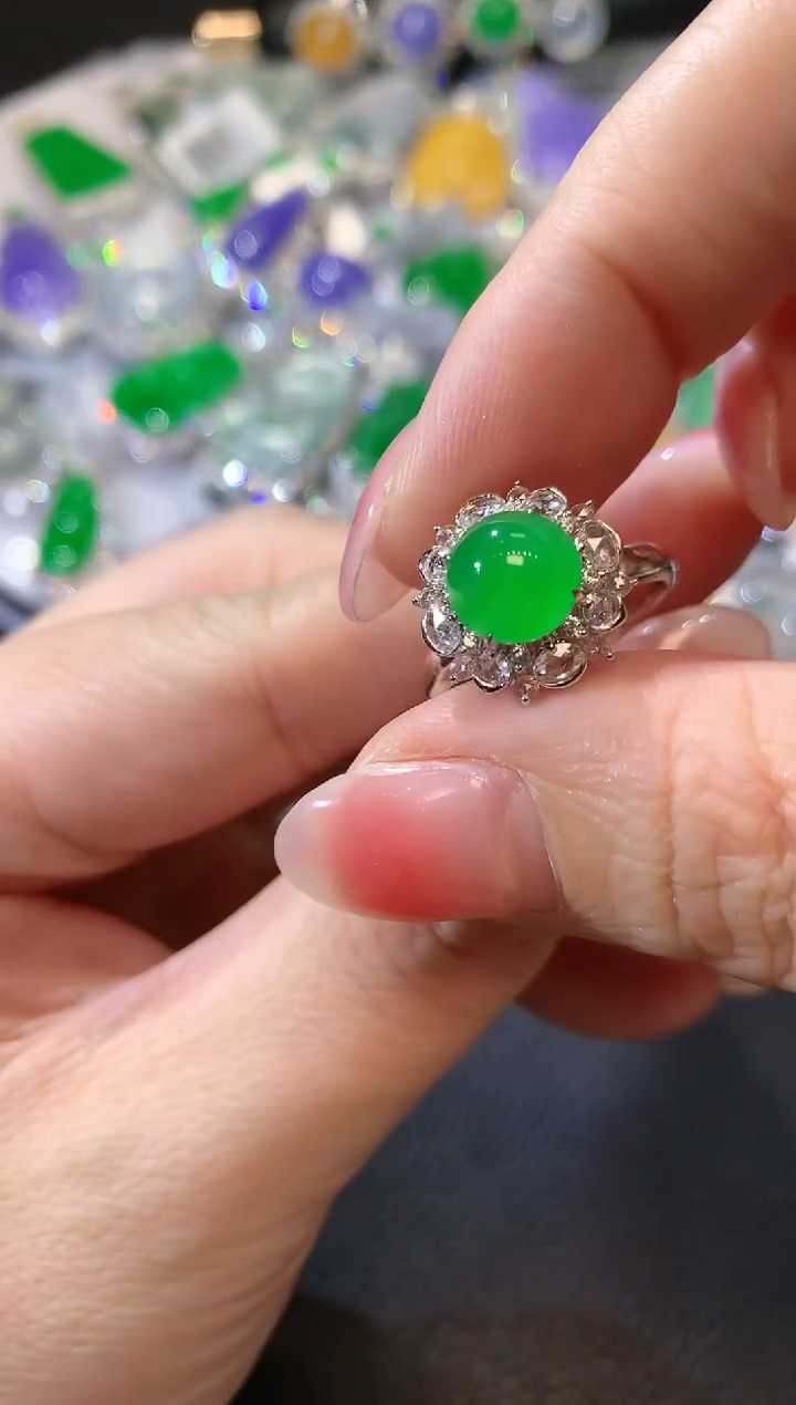 【闪购商品】翡翠戒指18K金镶嵌D79 翡翠