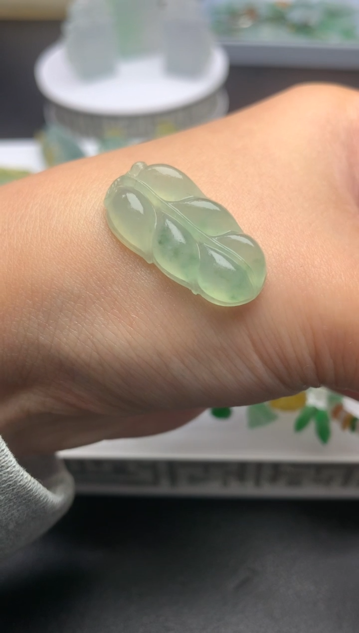 【闪购商品】定制翡翠未镶嵌毛货