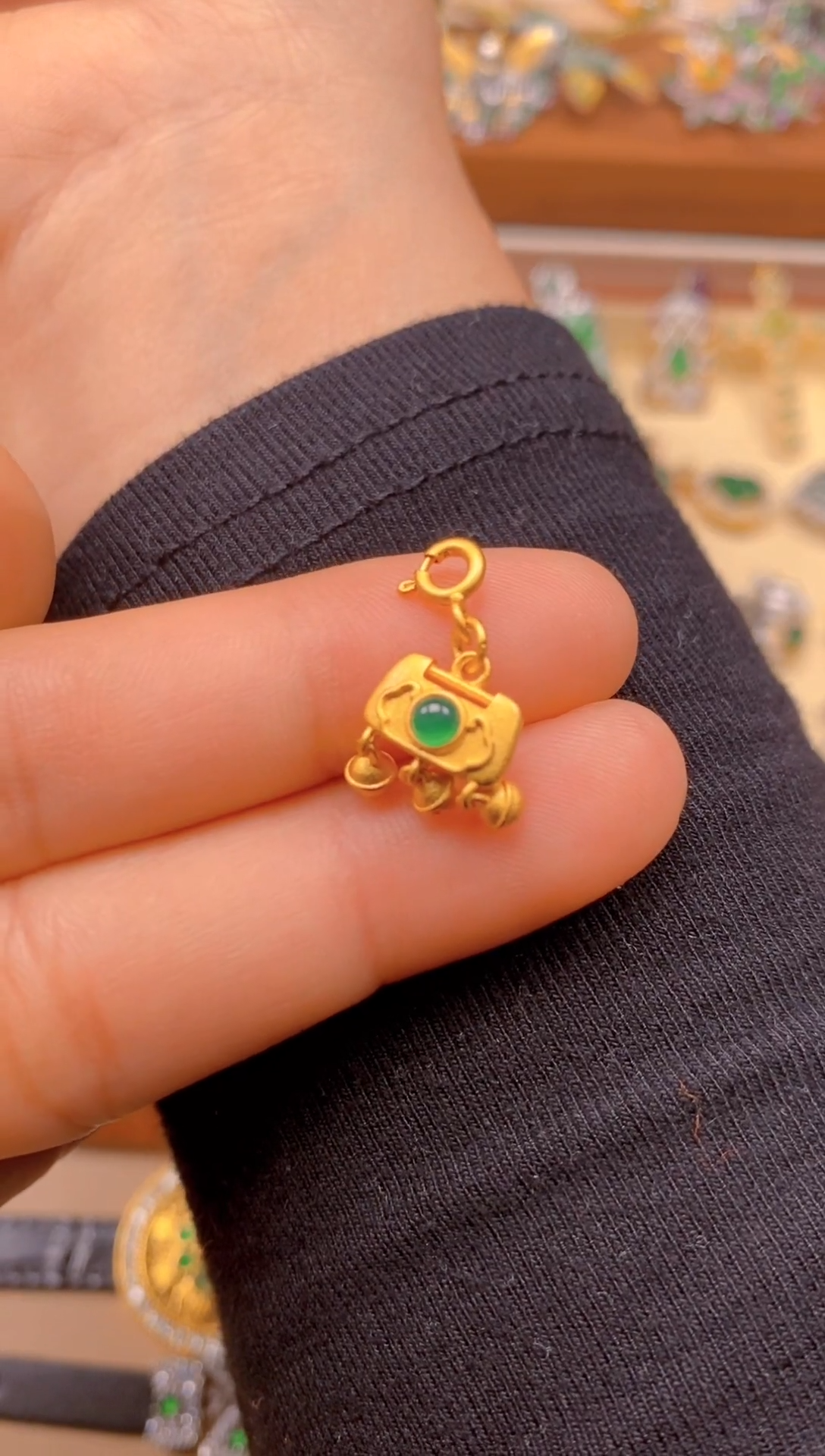 【闪购商品】翡翠吊坠(不含链)银S925镶嵌如意锁