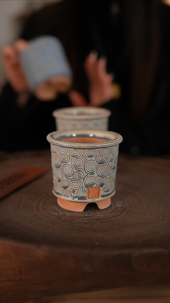 【闪购商品】红陶2-2-195默认有瑕口5.5