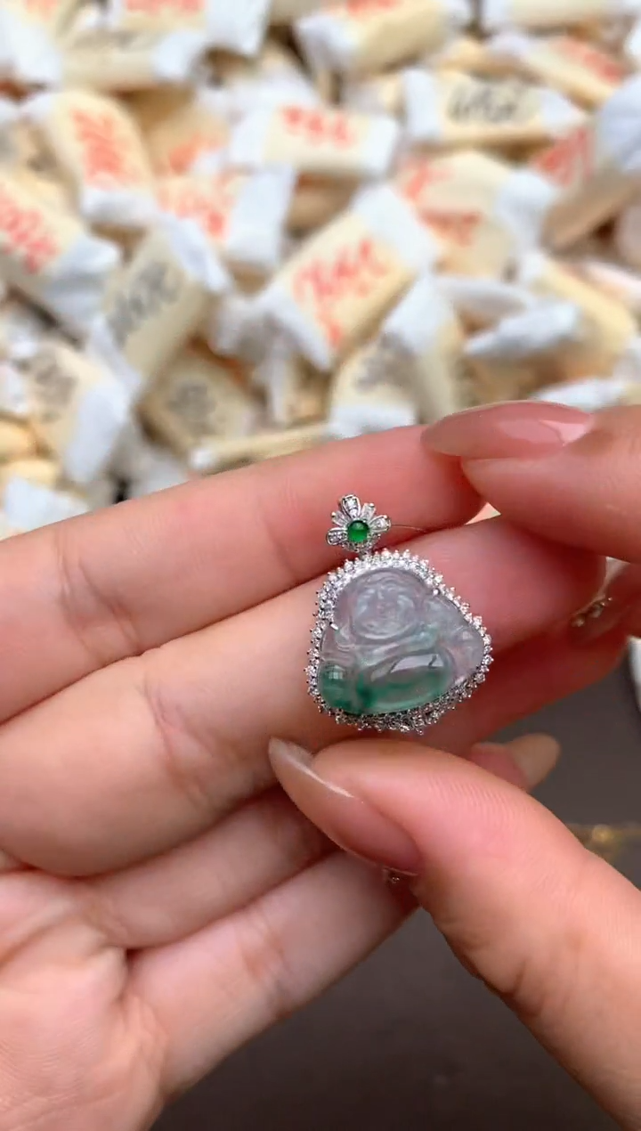 【闪购商品】翡翠挂件18K金镶嵌—