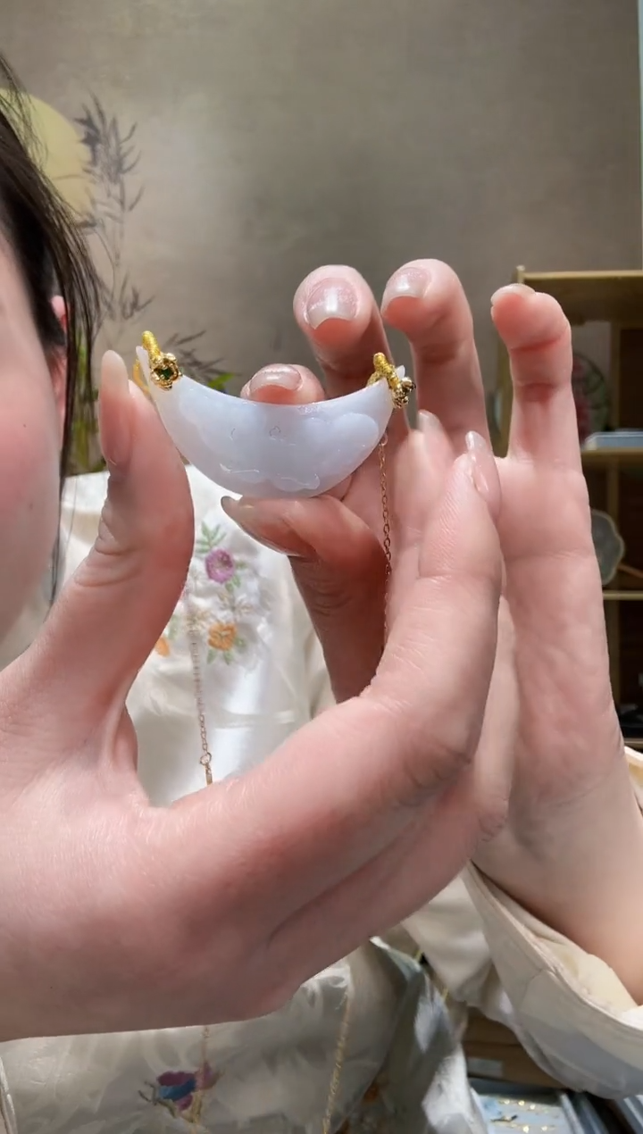 【闪购商品】翡翠颈饰未镶嵌吊坠