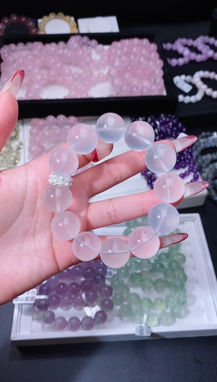【闪购商品】水晶手链合金113.8奶白晶手串 多样性发其一