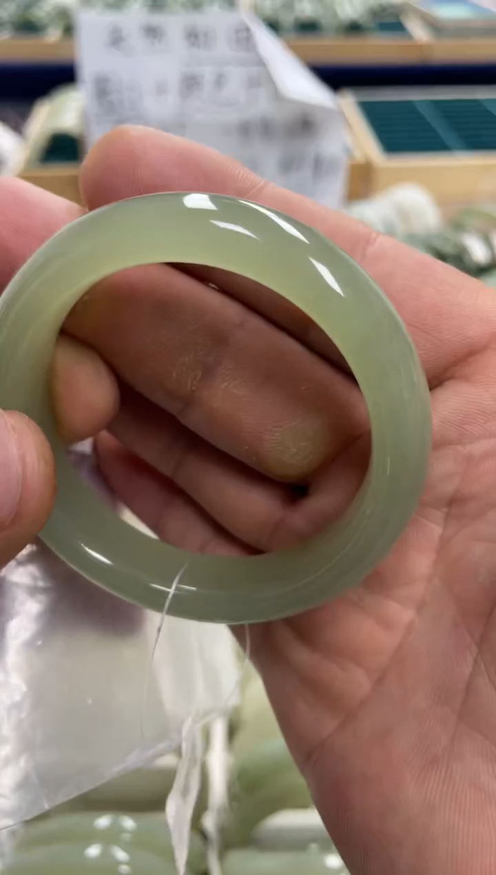 未镶嵌手镯和田玉和田玉手镯 51.2圈口 84号