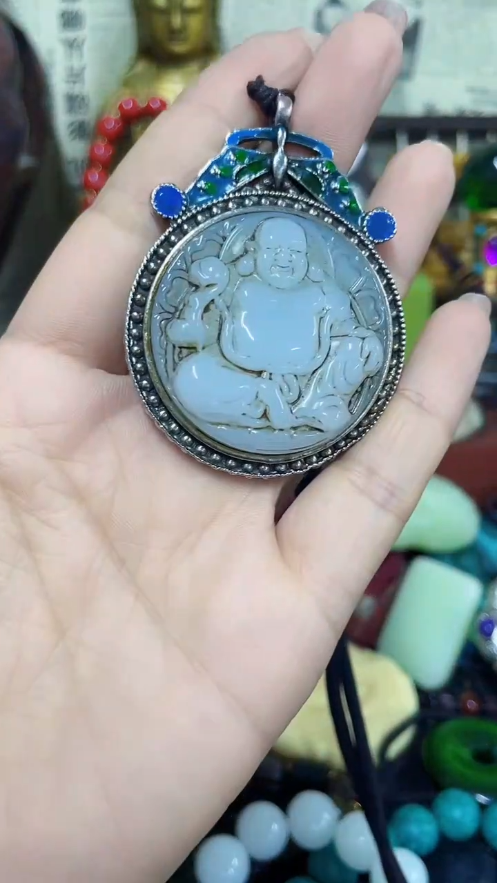 和田玉未镶嵌颈饰主播推荐主播推荐