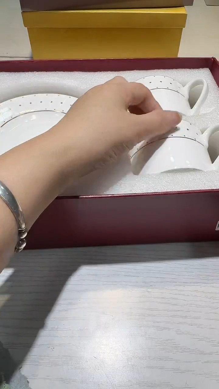 瓷片生活的本意就是开心@@1