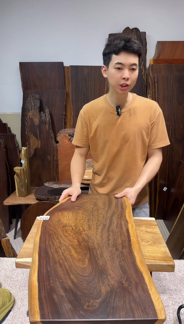 风车木（黑檀木）尺寸70*35*2.3编号026