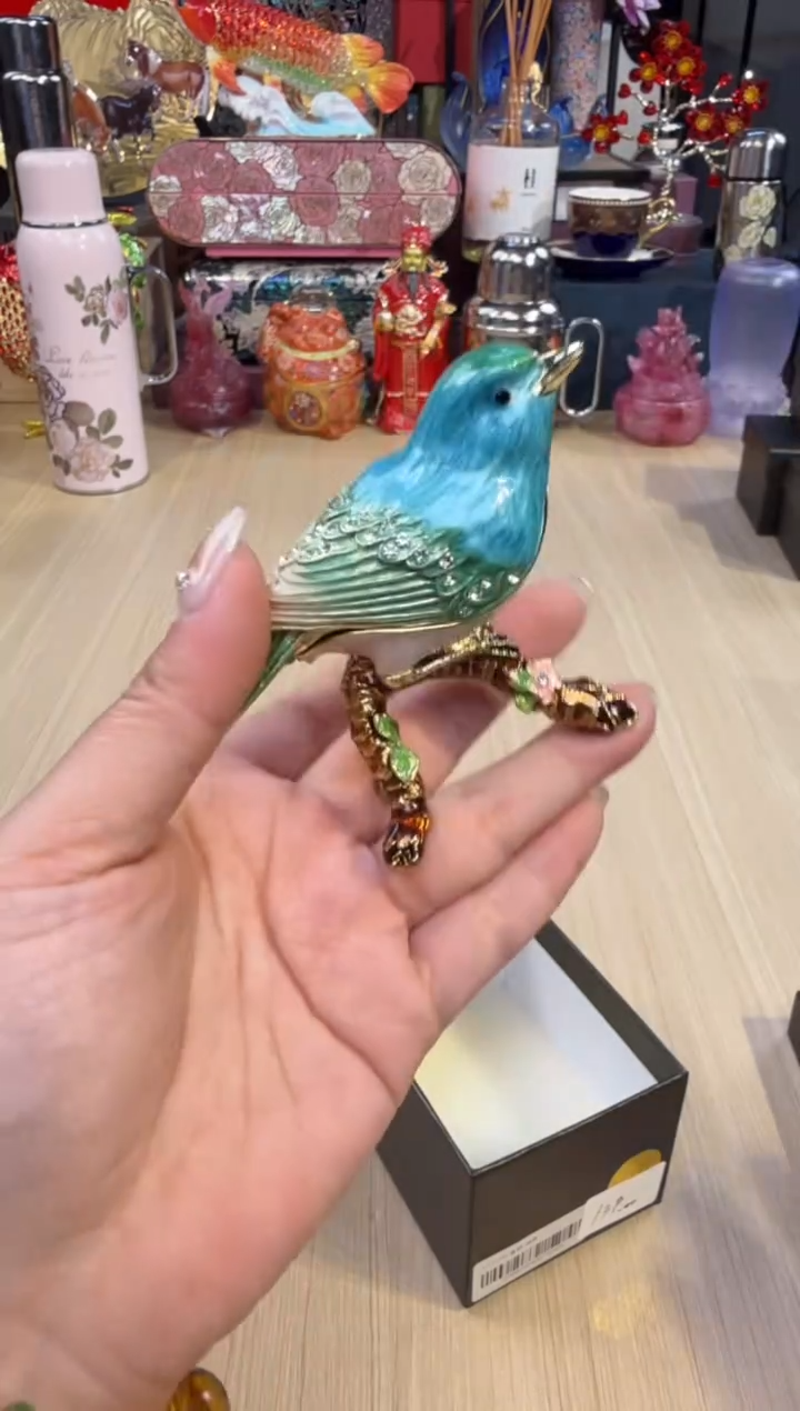 150七宝绿色喜鹊           