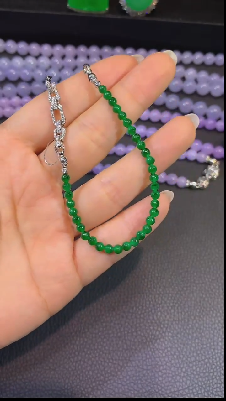 18K金镶嵌手链翡翠手链