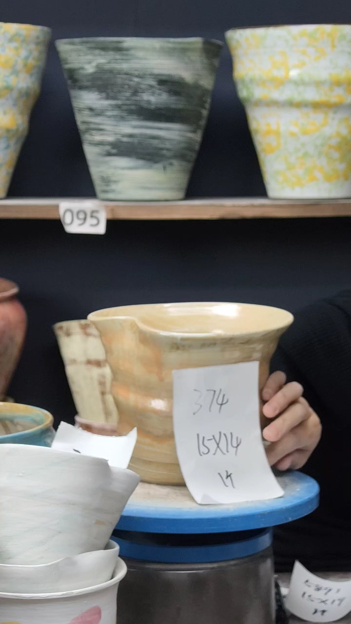 江西景德镇花盆微瑕374