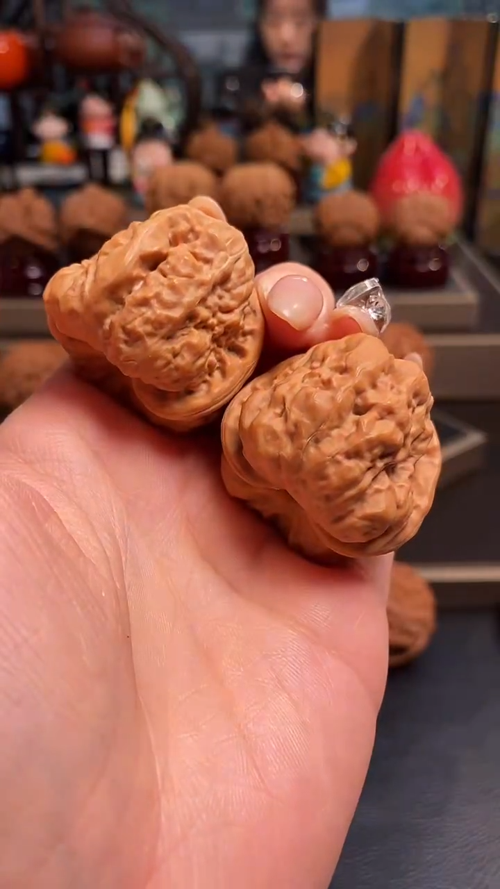 【闪购商品】文玩核桃把件B663蛤蟆头36