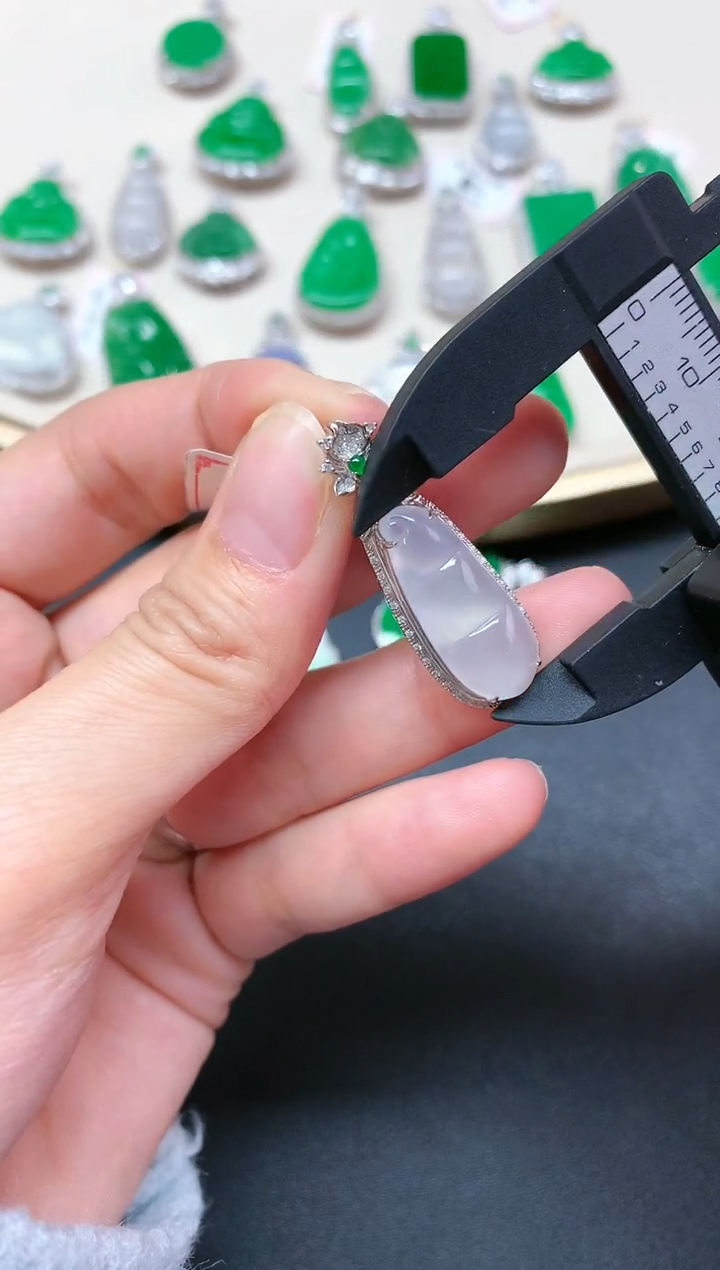 【闪购商品】翡翠吊坠(不含链)未镶嵌A75|3980