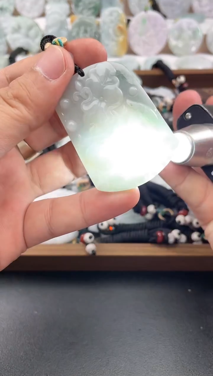 颈饰未镶嵌翡翠25/12/24/.112