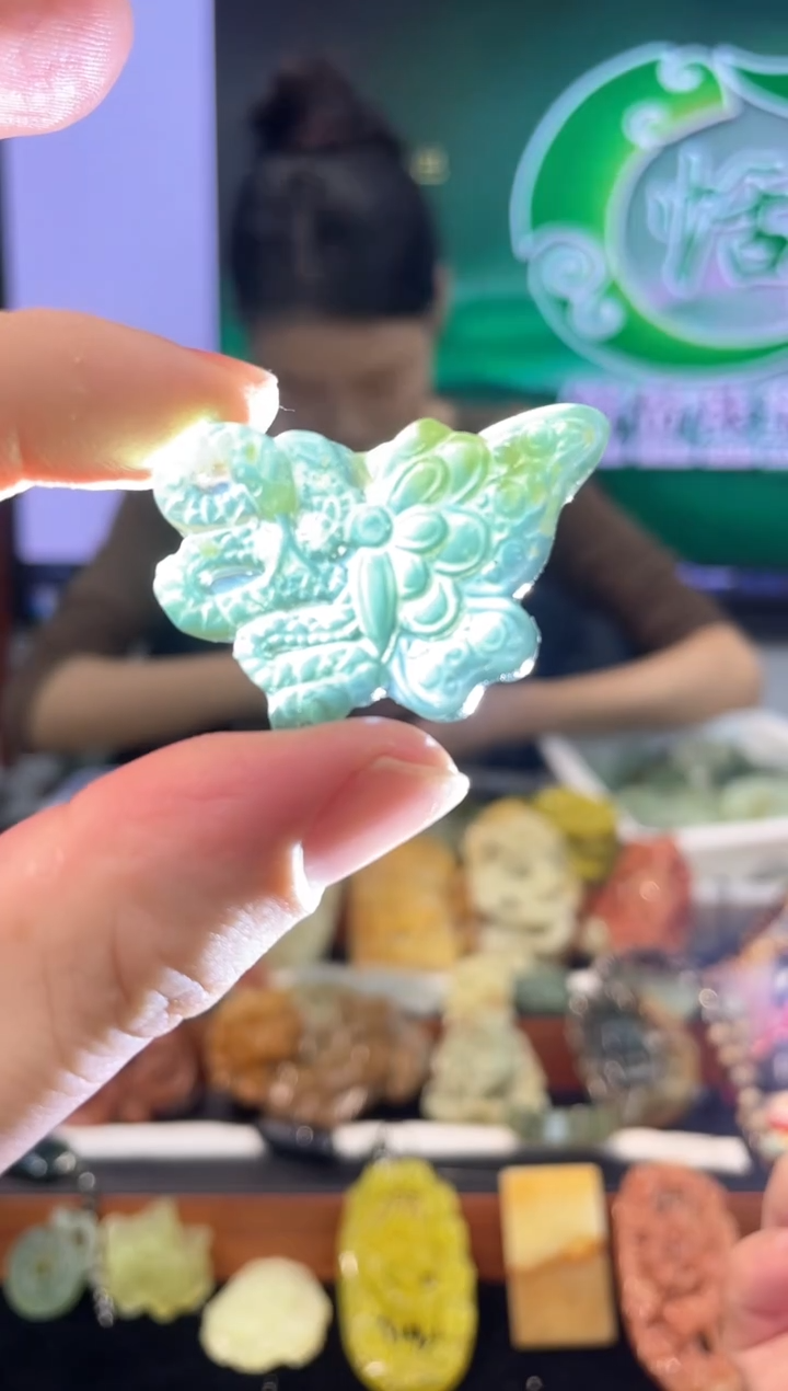 【闪购商品】岫玉吊坠未镶嵌多样性发货*拍一发一