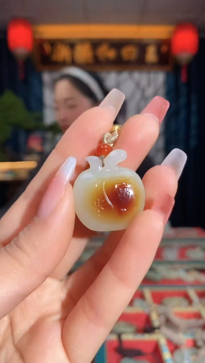 【闪购商品】和田玉颈饰未镶嵌苹果