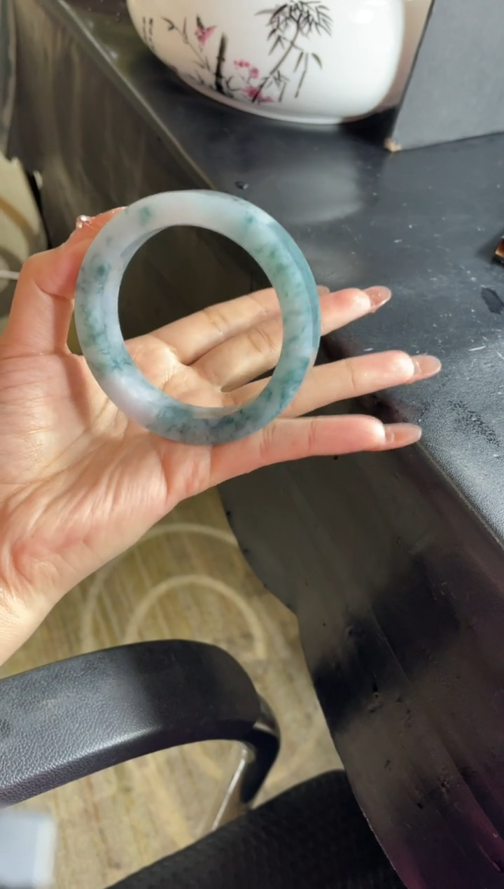 【闪购商品】定制翡翠手镯未镶嵌手镯DDH/发一件