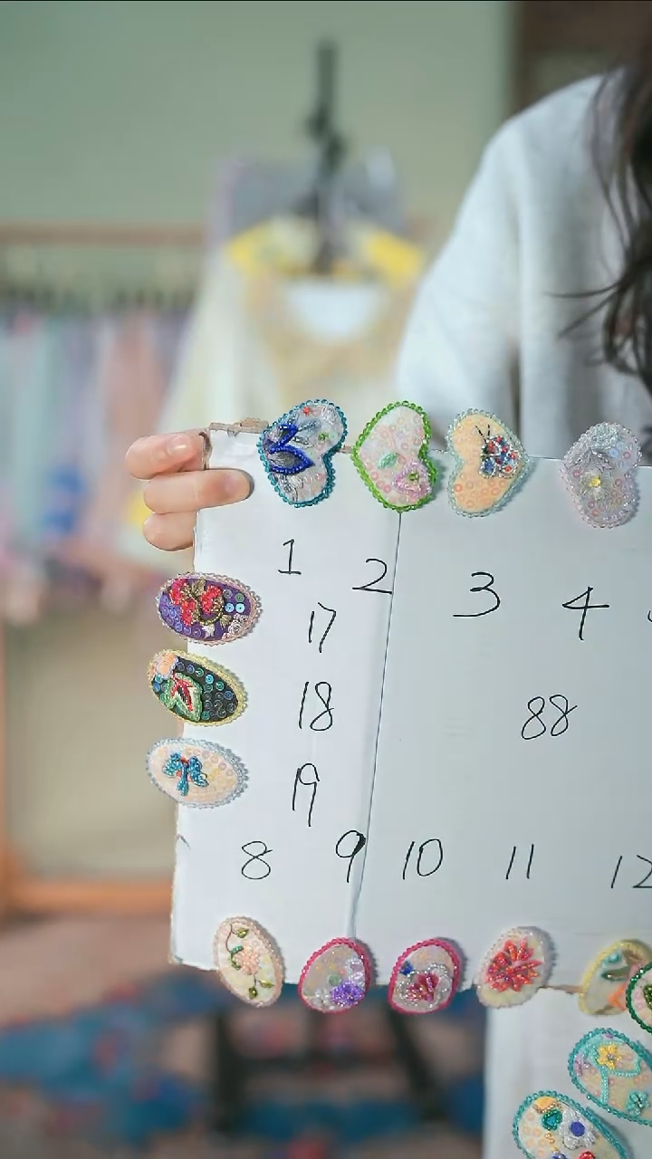 【闪购商品】刺绣苏绣小号发夹 不挑颜色