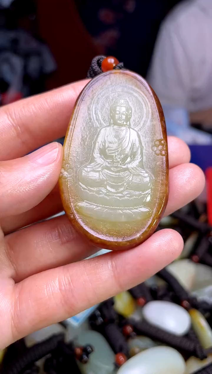 和田玉未镶嵌颈饰1