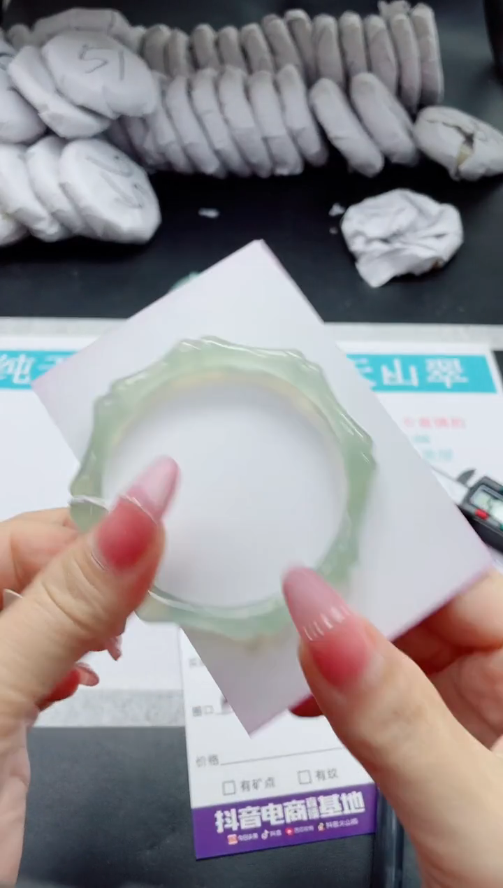 石英质玉未镶嵌手镯123