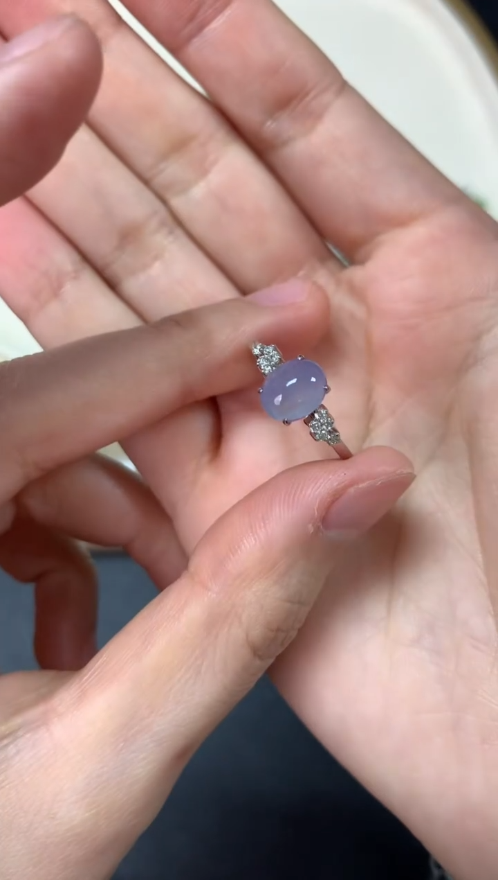 【闪购商品】翡翠戒指18K金镶嵌_蛋面戒指5800