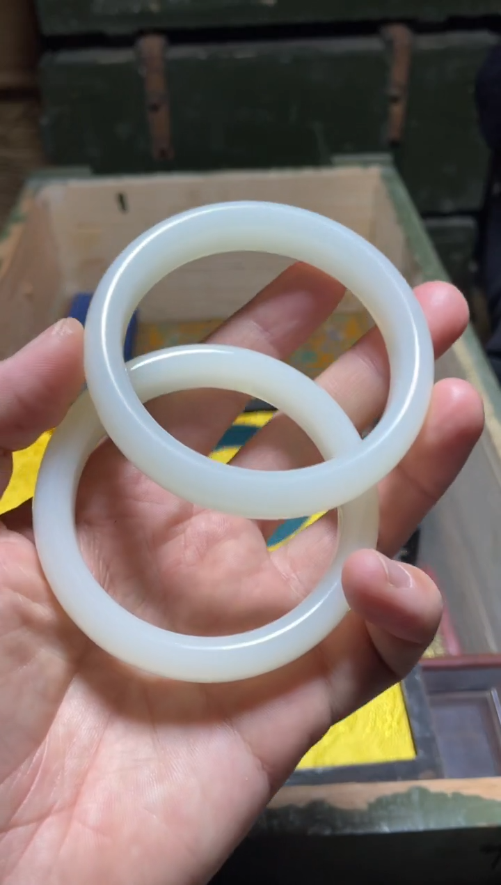 【闪购商品】手镯两件一起给