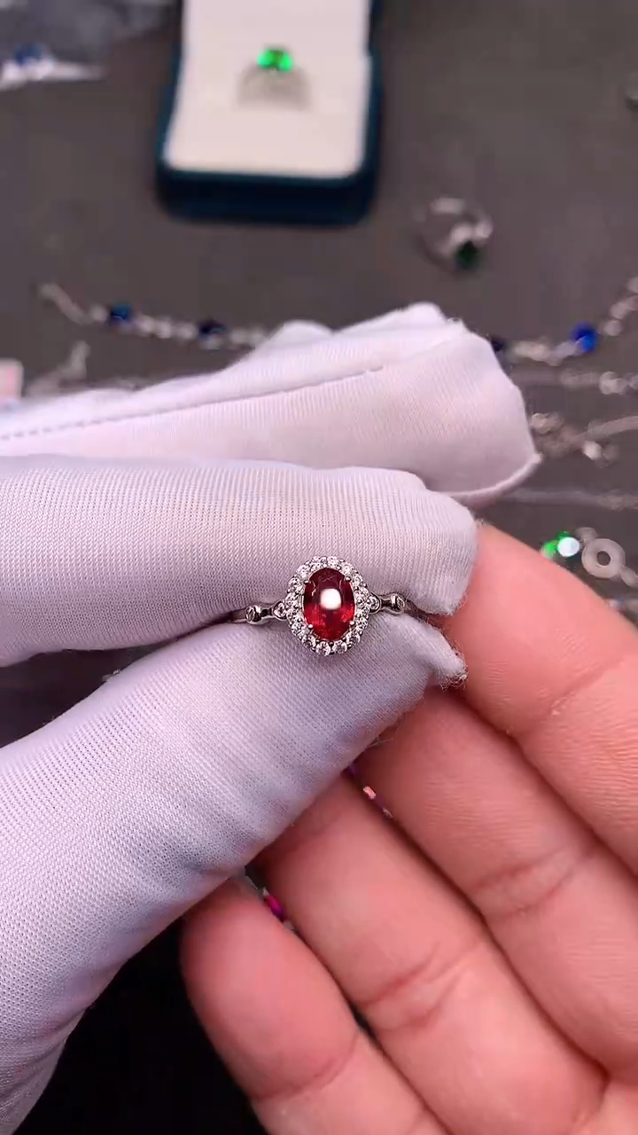 【闪购商品】红宝石戒指银S925镶嵌.....