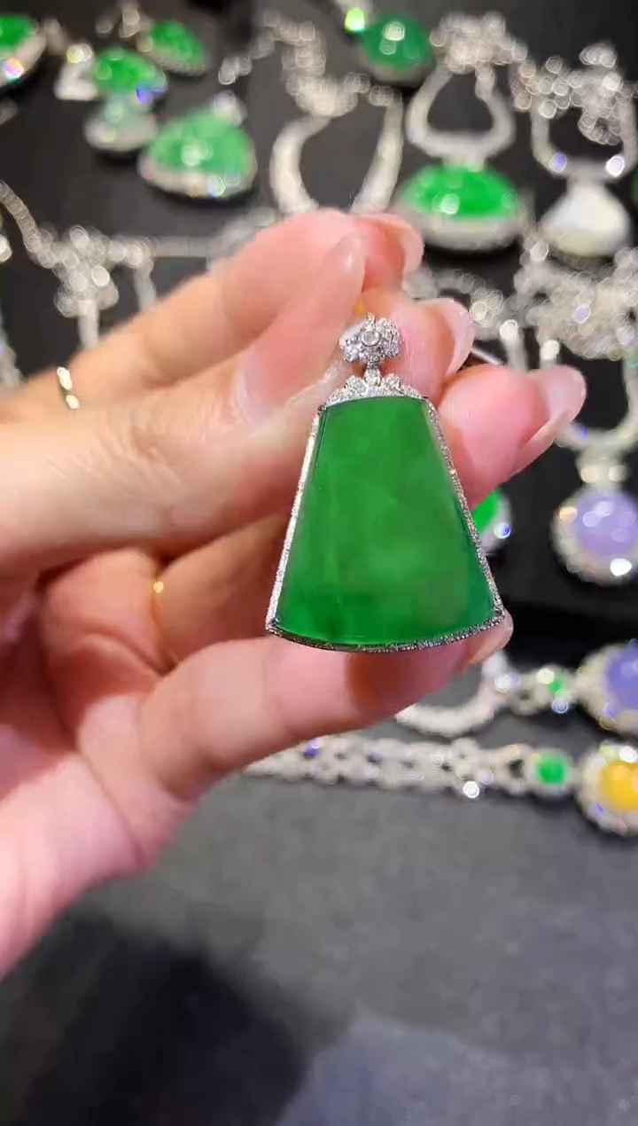 【闪购商品】翡翠吊坠(不含链)18K金镶嵌25-无事牌