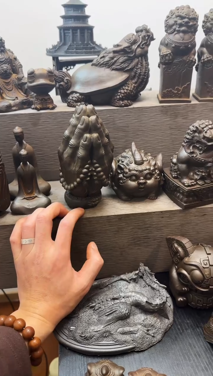 铁守*人实心铁艺摆件~~佛手，小鼓（锈色）