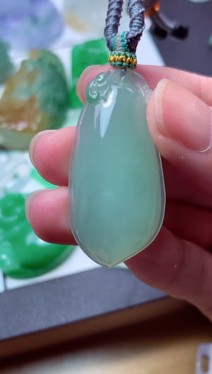 翡翠未镶嵌颈饰天然翡翠